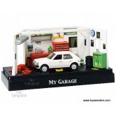 MOT MY GARAGE DIORAMA w/PLYMOU